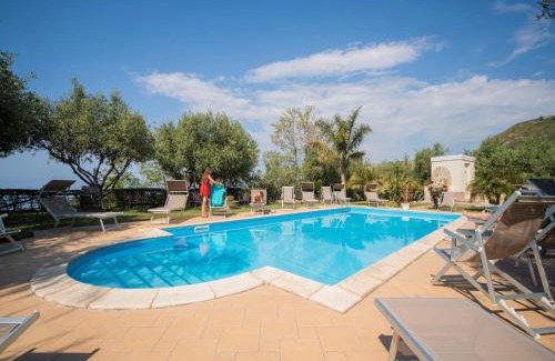 Gasponi Apartment | Apartment in Tropea with Mountain Views