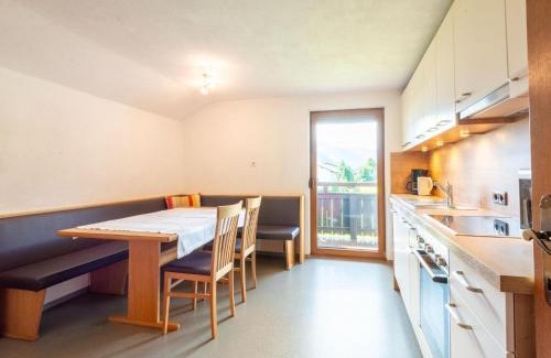 Finsing House | Apartment in Tyrol near Ski Lift