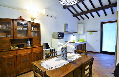 Collesanto Apartment | Apartment in Umbria near Lake Trasimeno