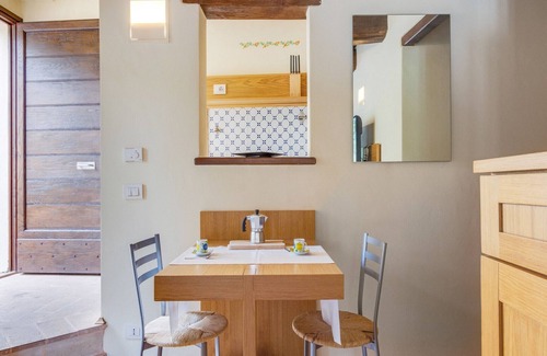 Foligno House | Apartment in Umbria with Pool & Nature Views