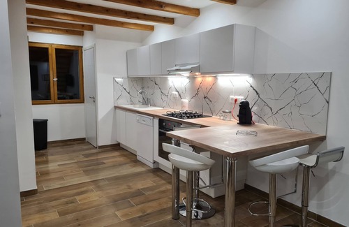 Sorbo-Ocagnano House | Apartment in villa with garden 7 minutes from the beach