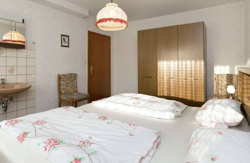 Winnen Apartment | Apartment in Winnen near forest