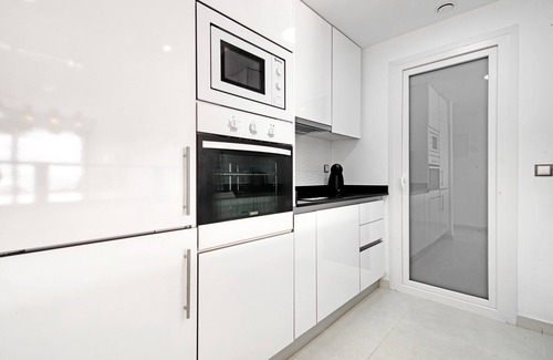 Els Arenals del Sol Apartment | Apartment 'Infinity View Sand' with Sea View, Wi-Fi and Air Conditioning