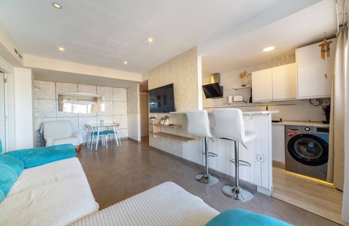 Aguadulce Apartment | Apartment "Infinito" with Sea View & Wi-Fi