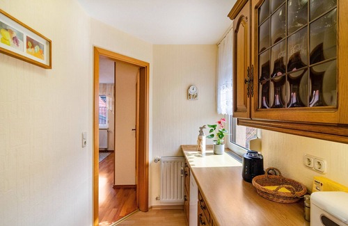 Uder Apartment | Apartment 'Inge' with Shared Terrace and Wi-Fi