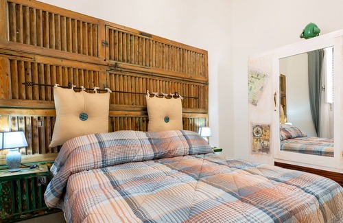 Montalbano Apartment | Apartment 'La Bella Zia House' with Private Terrace, Wi-Fi and Air Conditioning