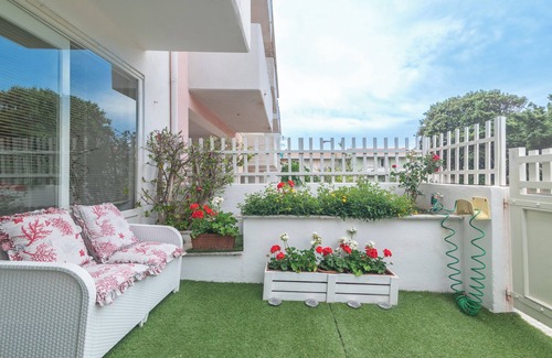 Santa Teresa di Gallura Apartment | Apartment 'Bilo Nina' with Private Garden and Air Conditioning