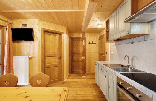 Valle di Casies Apartment | Apartment 'Jelerhof Hochstein' with Mountain View, Shared Garden and Wi-Fi