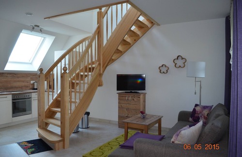 Burg-Dorf Apartment | Apartment Kahnschuppen - Spreewaldscheune am Fließ-Ferienwohnungen am Wasser in