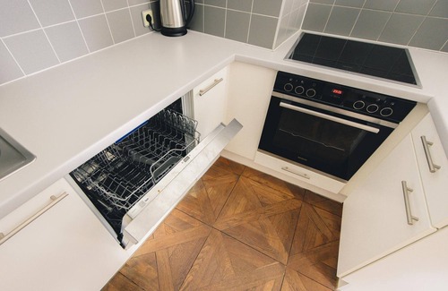 Graz City Centre Apartment | Apartment Kaiser-Josef-Platz - Apartment house on Glockenspielplatz