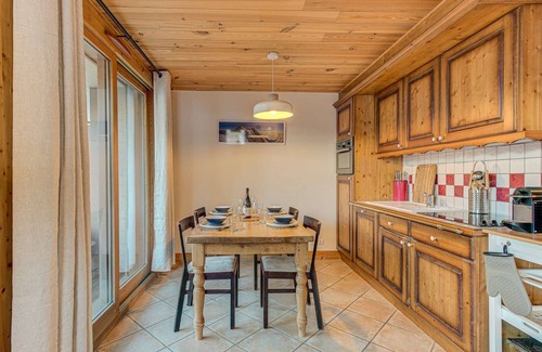 Les Houches Apartment | Apartment Kandahar - Alpes Travel - Les Houches (sleeps 4)