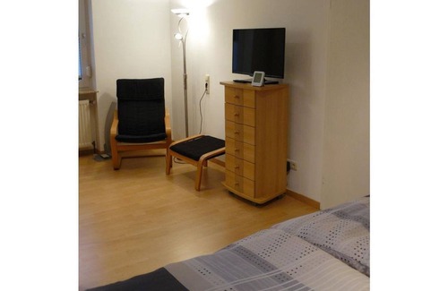 Waldrach Apartment | Apartment Kleinert - apartment, shower, toilet, 1 bedroom