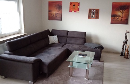 Obrigheim Apartment | Apartment 'Kleines Afrika' with Private Terrace, Shared Garden and Wi-Fi