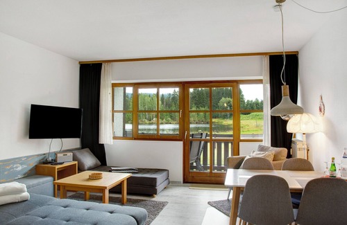 Haidmuhle Apartment | Apartment 'Kreuzbachhof - 8' with Lake View, Private Terrace and Private Garden