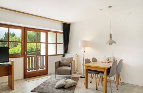 Haidmuhle Apartment | Apartment 'Kreuzbachhof - 7' with Lake View and Balcony