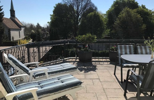 Meersburg Apartment | Apartment Krusch - three-room apartment with a large terrace on the 1st floor