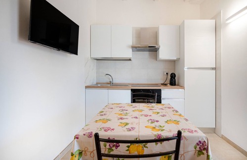 L'Assunta Apartment | Apartment 'L'Aia - 3' with Shared Pool, Wi-Fi and Air Conditioning