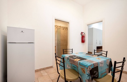 L'Assunta Apartment | Apartment 'L'Aia - 5' with Shared Pool, Wi-Fi and Air Conditioning