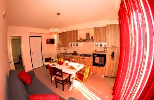 Balestrate Apartment | Apartment 'L'airone' with Sea View, Wi-Fi and Air Conditioning