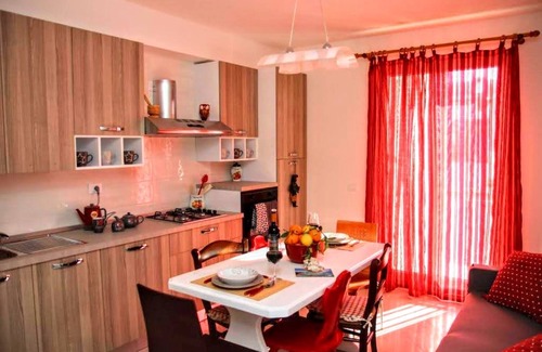 Balestrate Apartment | Apartment 'L'airone' with Sea View, Wi-Fi and Air Conditioning