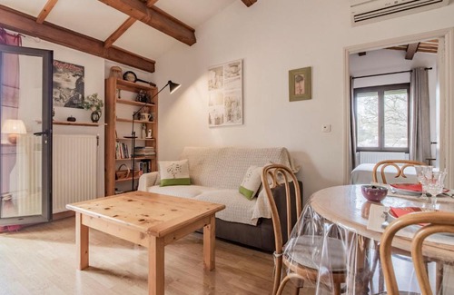 Avignon Apartment | Apartment L'Aquillon by Interhome