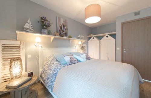 Bredene Apartment | Apartment L'Espérance d'autrefois by Interhome