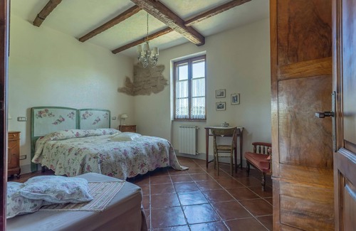 Magliano in Toscana Other | Apartment La Lavanda wit Terrace, Shared Pool & Wi-Fi