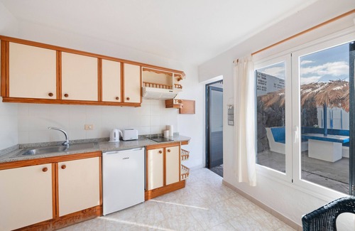 Puerto Naos Apartment | Apartment 'La Bayana - 3' with Sea View, Shared Pool and Wi-Fi