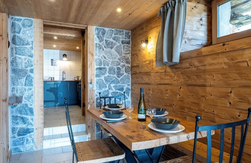 La Giettaz Apartment | Apartment 'La Bergerie' with Mountain View, Private Terrace and Wi-Fi