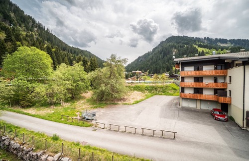 Chatel Apartment | Apartment 'La Flèche De Vermeil - 6 Pers' with Mountain View, Balcony and Wi-Fi
