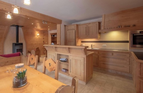 Taninges Apartment | Apartment 'La Grange - 4 Pers' with Mountain View, Private Garden and Wi-Fi