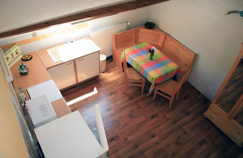 Verthier Apartment | Apartment 'La Grange' with Mountain View and Wi-Fi