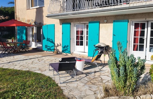 Saint-Aygulf Apartment | Apartment 'La Marina' with Private Terrace and Private Garden