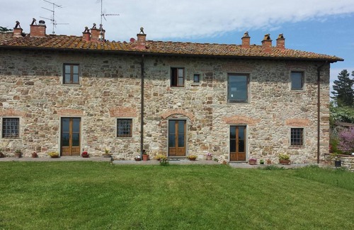 Vaglia Apartment | Apartment 'La Via Degli Dei' with Mountain View and Private Garden