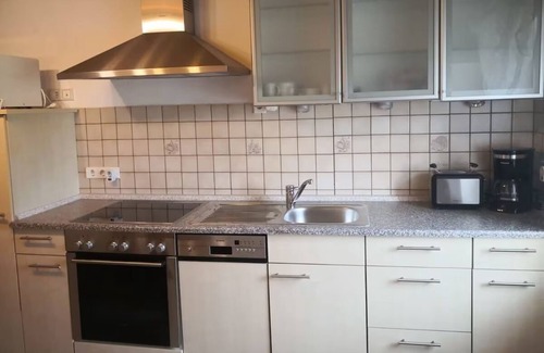 Bleckede Apartment | Apartment 'Landhaus Ferien Sommer' with Shared Terrace, Shared Garden and Wi-Fi