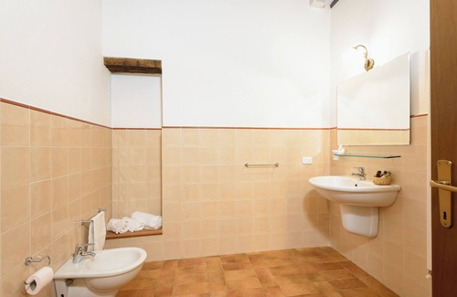 Ponte di Gabbiano Apartment | Apartment Le Biancane delle Crete Senesi Aciano Siena