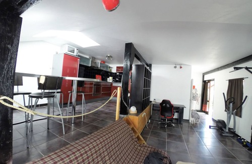 Travexin Apartment | Apartment 'Le Chalet Des Côtes' with Private Terrace and Wi-Fi