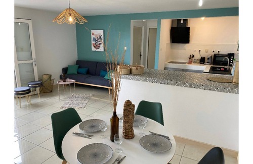 Bois de Nefles Apartment | Apartment Le Petit Combava