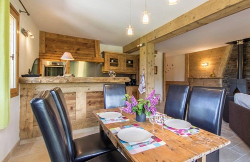 Taninges Apartment | Apartment 'Le Soli - 5 Pers' with Mountain View, Private Garden and Wi-Fi