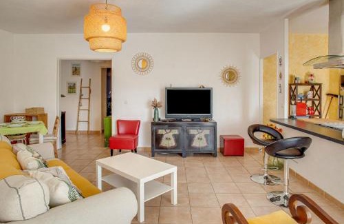 Saint-Cyr-sur-Mer Apartment | Apartment Le Stadium-7 by Interhome
