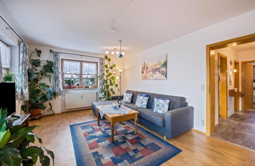 Farchant Apartment | Apartment 'Lechner' with Zugspitz Mountain View, Balcony & Wi-Fi