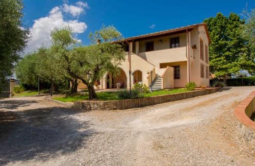 Cerreto Guidi Apartment | Apartment Leonardo - Borgo Fontana by Interhome