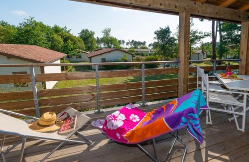 Parentis-en-Born Apartment | Apartment Les Cottages du Lac T4 Premium by Interhome