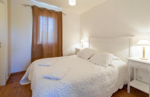 Parentis-en-Born Apartment | Apartment Les Cottages du Lac T4 Premium by Interhome