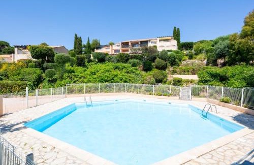 La Nartelle Apartment | Apartment Les Coteaux de la Nartelle-25 by Interhome