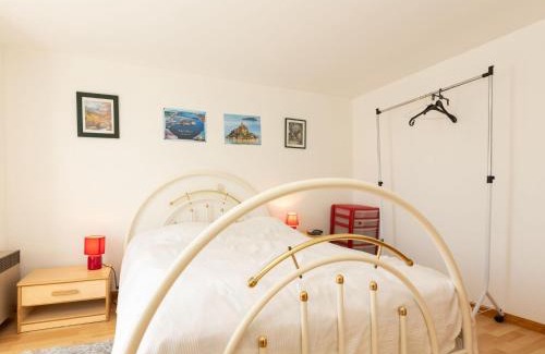 Roz-Landrieux Apartment | Apartment Les jardins by Interhome