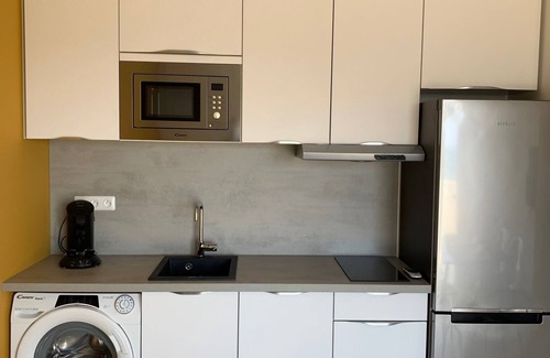 Bravone Condo | APARTMENT Les PIEDS DANS L'EAU - Sea view - 2 to 4 people