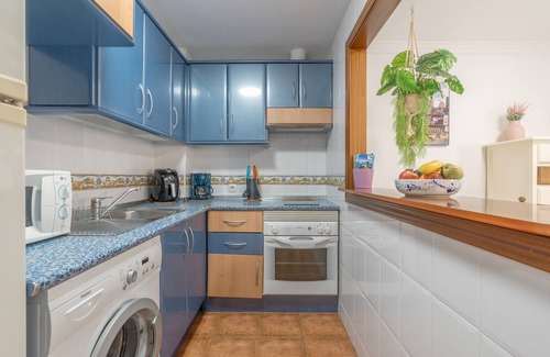 Arroyo de la Miel Apartment | Apartment 'Liya's Home' with Balcony, Wi-Fi and Air Conditioning