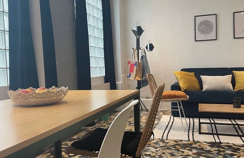 Quartier Saint-Ambroise Apartment | Apartment Luma Oberkampf/Jean Pierre Timbaud district