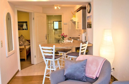 Gohren Apartment | Apartment Luv with lake view - Apartments Haus Inselblick with lake view